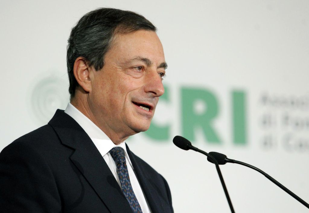 Krmilo Evropske centralne banke prevzema Mario Draghi